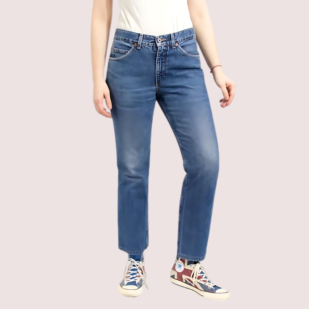 Women's 90s Blue Denim Straight Leg Jeans by LADYLUSTRA